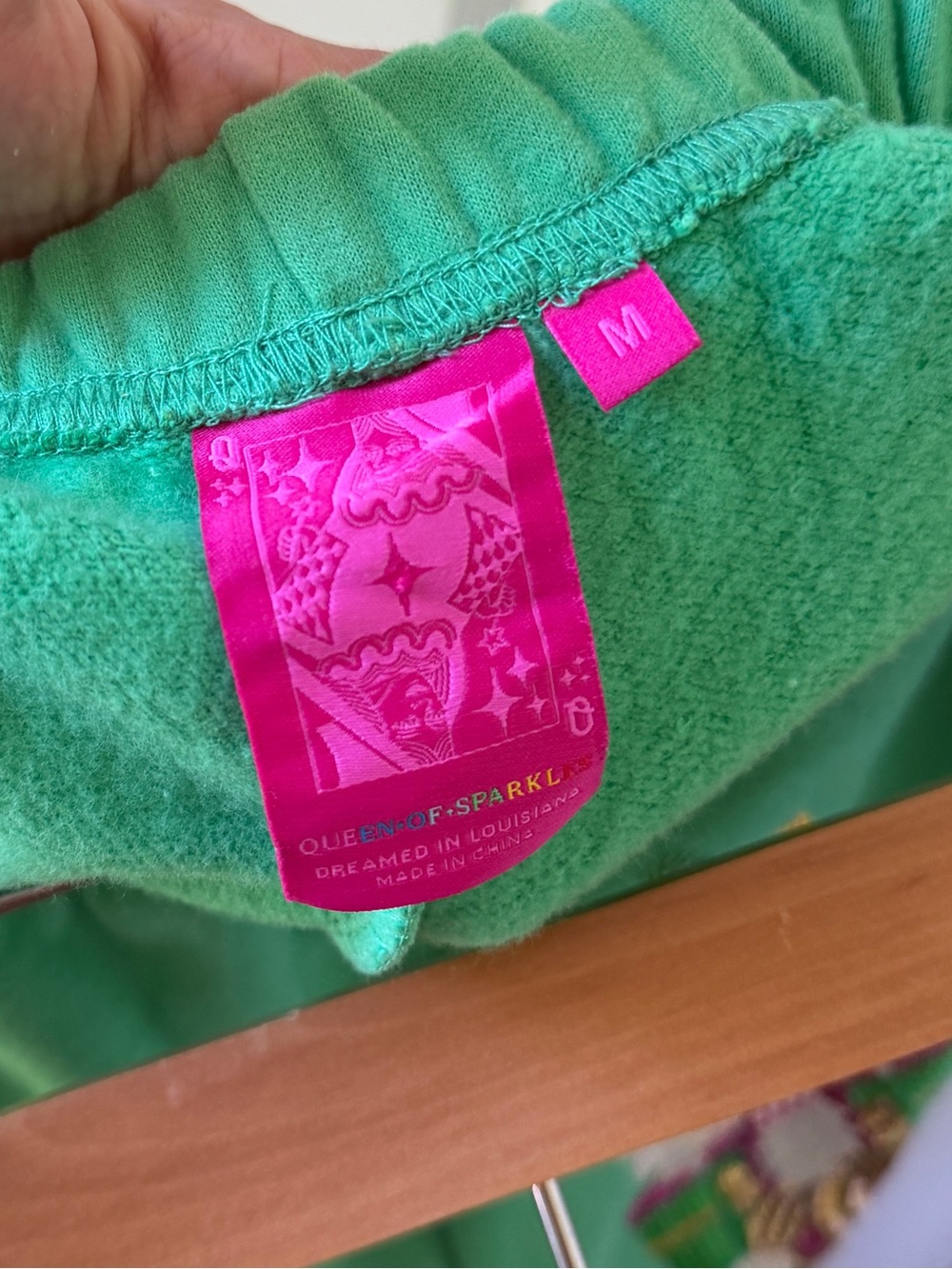 QUEEN OF SPARKLES Women's Nutcracker Band Shorts in Green M - Picture 6 of 7